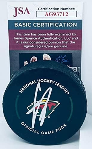 Кирил Капризите на подписа Официалната игра шайбата Минесота Уайлд с автограф от JSA - за Миене на НХЛ с автограф